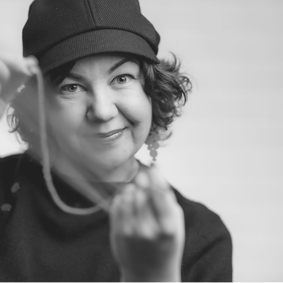 akalliom's tweet photo. Back in 2020 I was as a guest @HAAGAHELIAamk #LAB8 first Play Webinar talking about #storification and my work as a Story Designer, in English!
Great chat together with Dominika, check it out here➡️https://t.co/pIbZAQ03ax
#servicedesign #experiencedesign #tarinallistaminen https://t.co/5F3An0yhnd
