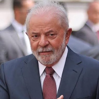 choquei's tweet photo. 🚨ATENÇÃO: O PIX não será taxado no Governo Lula. Banco Central negou fake news de bolsonaristas que circulam sobre a taxação do PIX. https://t.co/IP7nGqaRDW