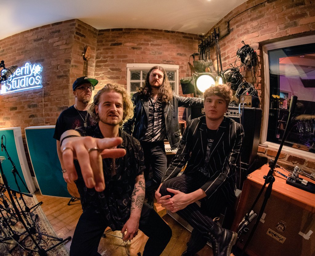 Cobspix Photography (@cobspix_photo) on Twitter photo Do YOU want a photo shoot ? Give me a shout, like these boys did <a href="/TheHowlingTides/">The Howling Tides</a>โ๏ธ๐
#photography #band Do YOU want a photo shoot ? Give me a shout, like these boys did <a href="/TheHowlingTides/">The Howling Tides</a>โ๏ธ๐
#photography #band