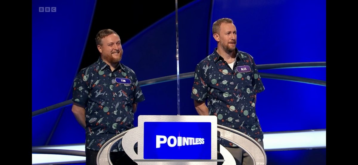 SloughHomeless's tweet image. We want to give a big thank you to our friend and ambassador @AlexHorne who became a pointless champion on 31st December playing for SHOC. Brilliant show and we are so honoured you chose to play for our charity. Thank You ❤️