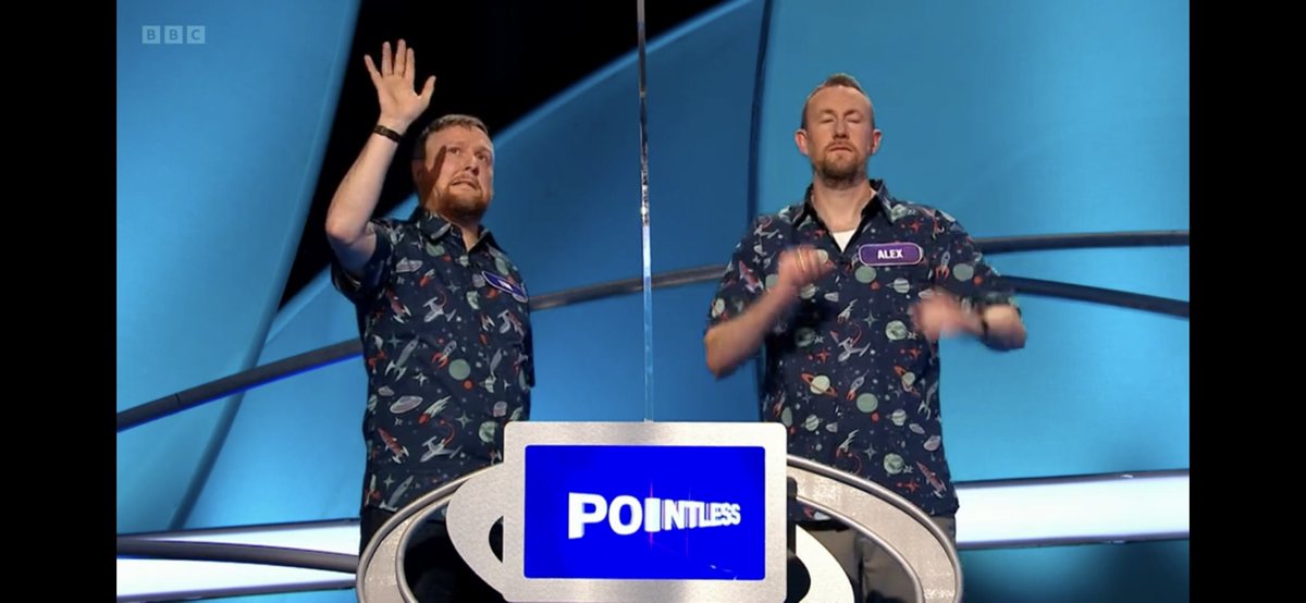 SloughHomeless's tweet image. We want to give a big thank you to our friend and ambassador @AlexHorne who became a pointless champion on 31st December playing for SHOC. Brilliant show and we are so honoured you chose to play for our charity. Thank You ❤️
