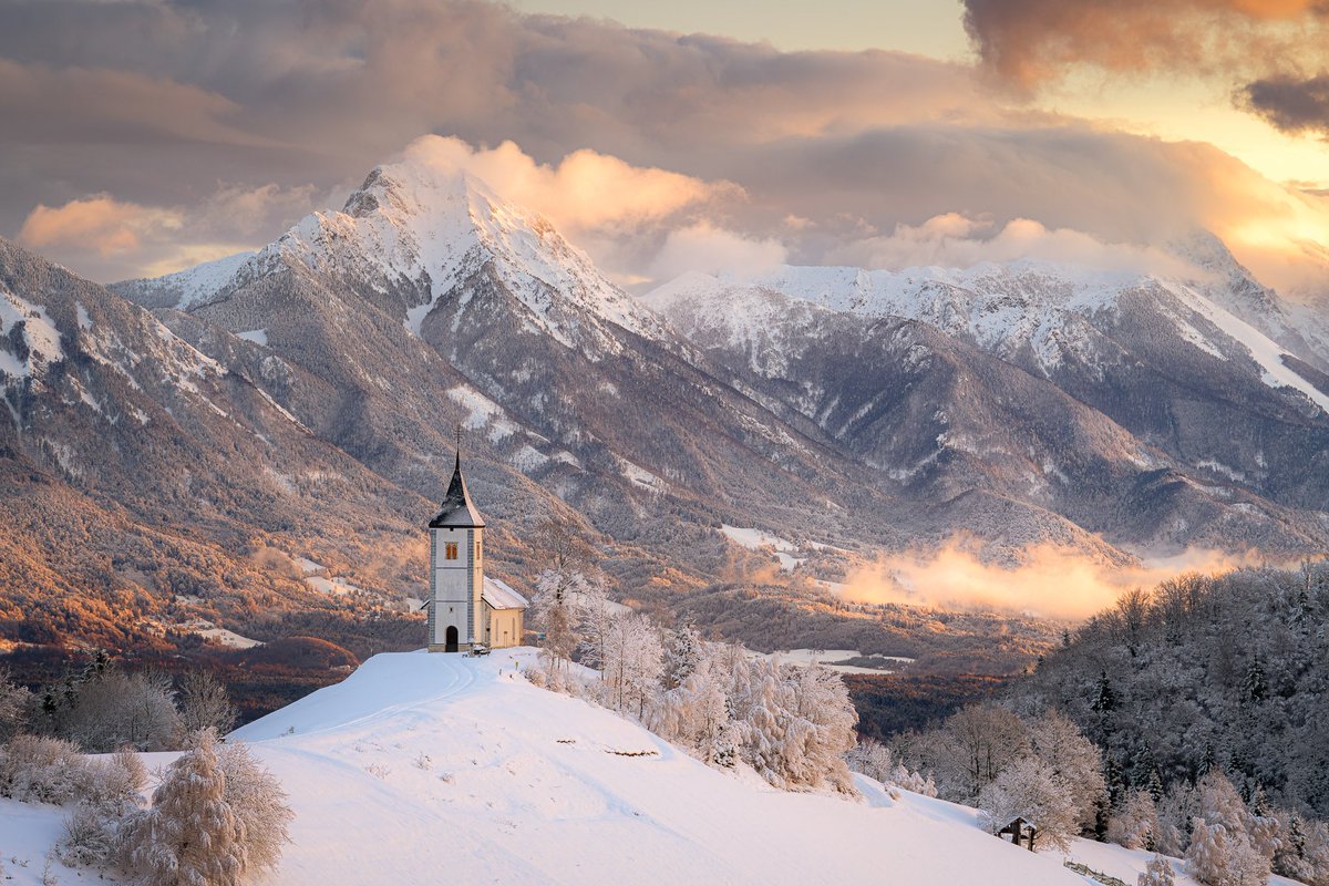 Beautiful winter morning at Jamnik @SloveniaInfo @VisitKranj #nature #landscape #slovenia #mountains #winter #alps #travel