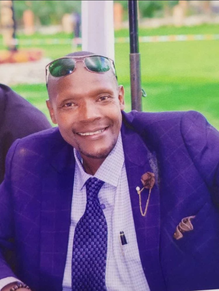 Repose en paix cher Maître Rwagatare #MVS. Merci de nous avoir représenté pendant une période plus que difficile. Merci pour ton courage et ta ténacité. Ton grand sourire et ton grand cœur restent avec nous pour toujours.