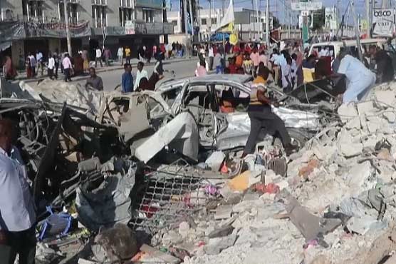 DunyaNews's tweet photo. صومالیہ : 2 کار بم دھماکوں میں 35 افراد ہلاک #somalia #carbombattack https://t.co/LBApm7a0uR https://t.co/OGQ29tqp0H