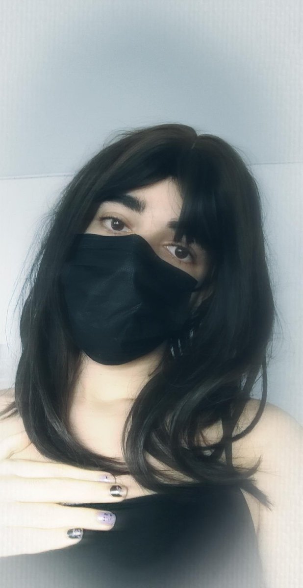 yourowndevil_'s tweet photo. Qué le vais a dar a vuestra diosa por año nuevo perritos pagafantas? https://t.co/otDG7Bkn04