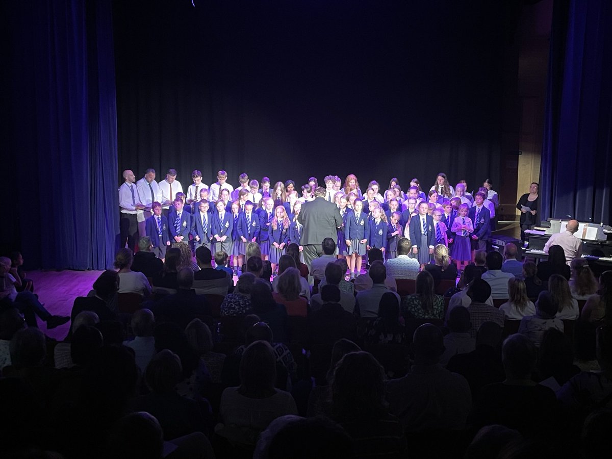 HeadPockSchool's tweet image. Super day today @PockSchool - thanks to colleagues for their commitment and support! Looking forward to seeing pupils back tomorrow! #startofterm