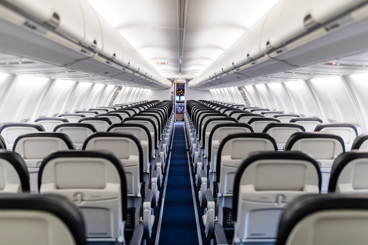 kfaeroflyer's tweet photo. Happy New Year, Aeroflyers! ✈ Where are you headed in 2023?!  

#KFAeroflyer #AirCharter #charterjet #B737 https://t.co/7s0hPt1qNY
