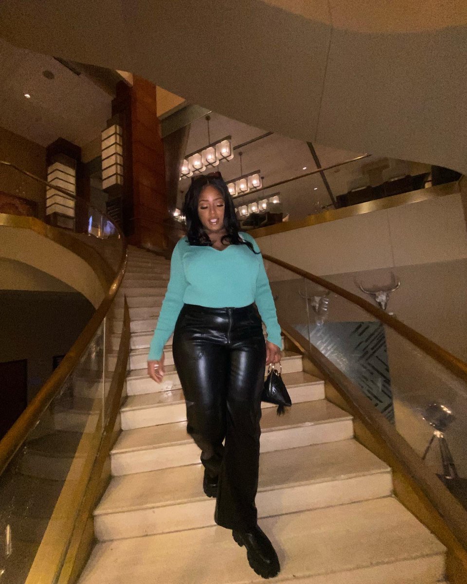 j_eurai's tweet photo. *Late Post
25 will be the best one yet 🤎🤎 
#CapricornSeason https://t.co/IFgr0GeXMk