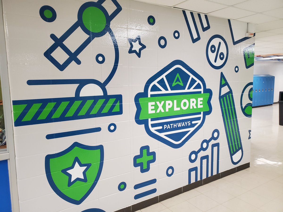 ExploreNewcomer's tweet photo. Welcome back students to Newcomer's new look! https://t.co/EvhgQMXCf5
