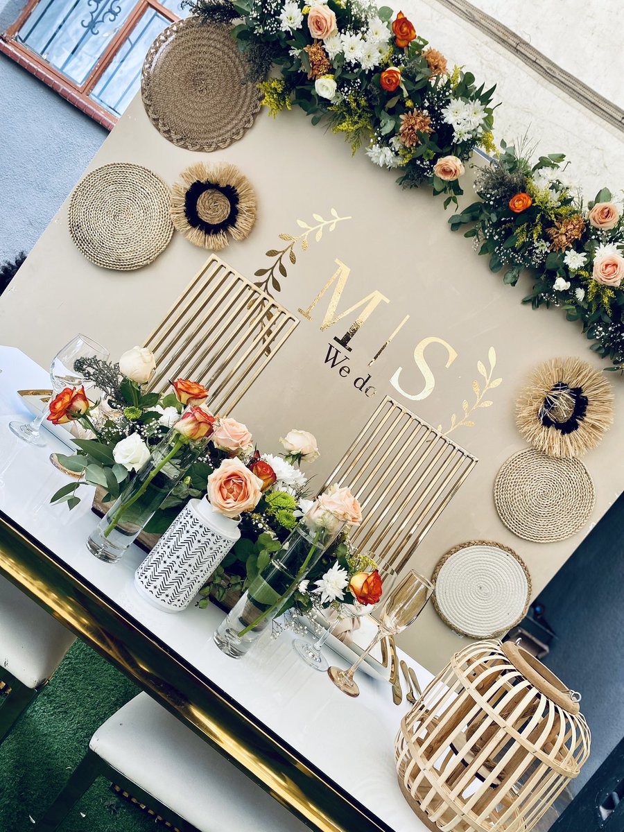 masana_events's tweet image. If y’all ever need decor for kiddies parties, birthday, baby showers, bridal showers, lobola, wedding, anniversary, tv shows, work functions, I’m your girl. 

I do stunning stunning decor! 🥰🥰🥰you can check my page @MasanaEvents&amp;amp;Garlands on Instagram.