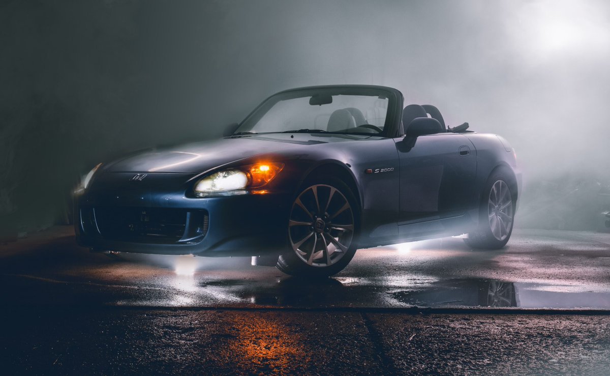 RedlineAutoM's tweet photo. Repeatable digital backgrounds can help get your dealership inventory online quickly, which helps improve your leads, sales, and traffic - but there are definitely some best practices to do it right. Read more @ https://t.co/jxrtpGYb4H https://t.co/lP4fgCTbQf