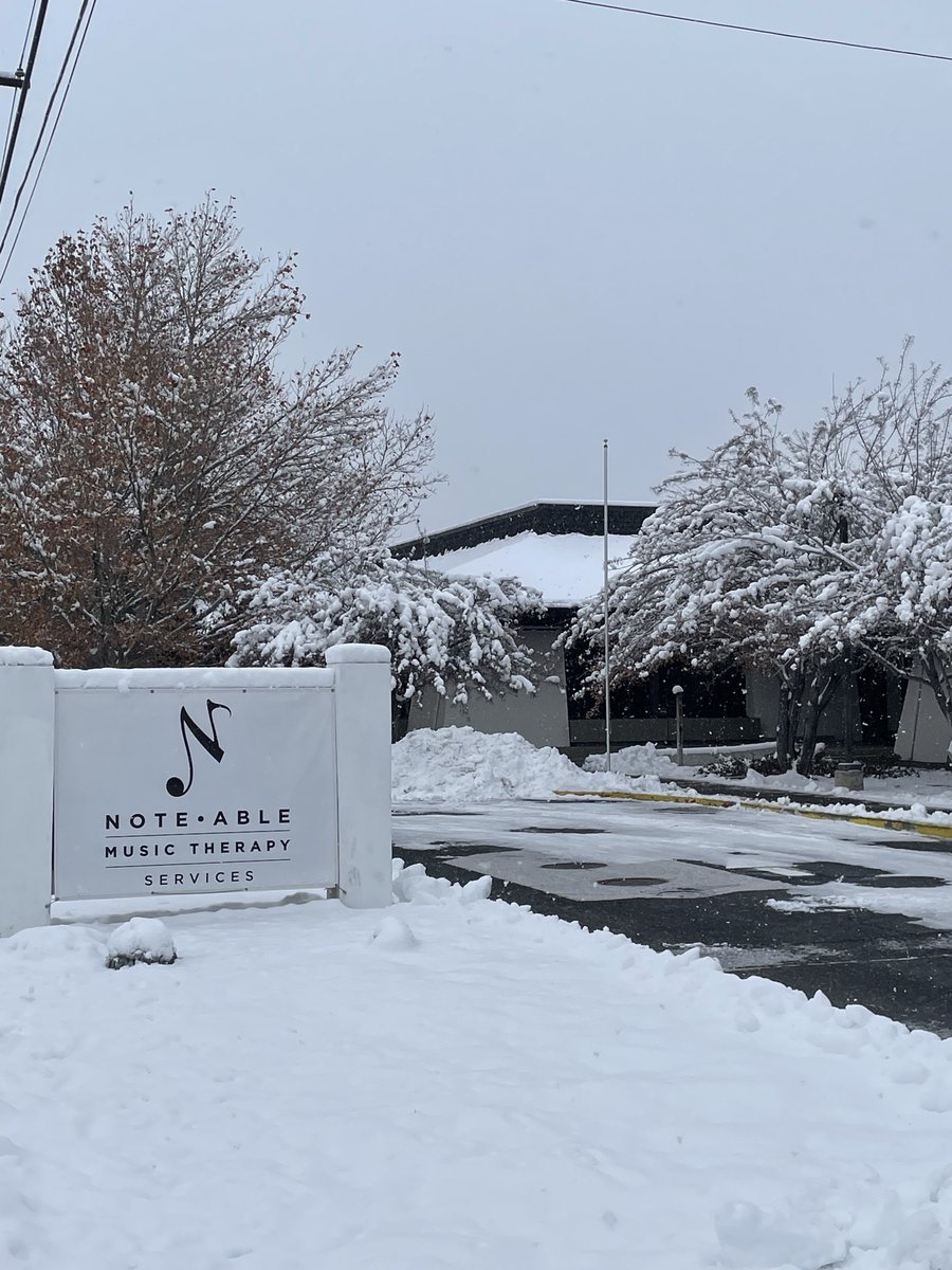 noteables's tweet photo. We're loving all of this snow! We also understand it can create challenges for accessibility. Our services and classes are still going! Please use our front or back entrances and remember you can always call us if you need help! 🎶🌨️❄️
775-324-5521 https://t.co/2pAkI243My