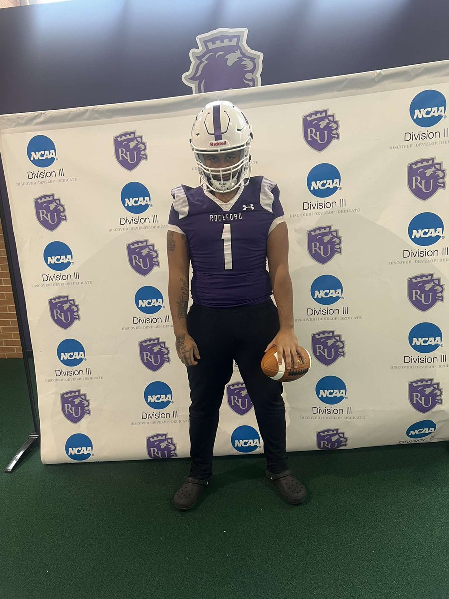 MarQuisW23's tweet photo. I would like to thank @RockfordUFB  and the coaching staff for the official visit 🌟 https://t.co/ExsNp9LcNN