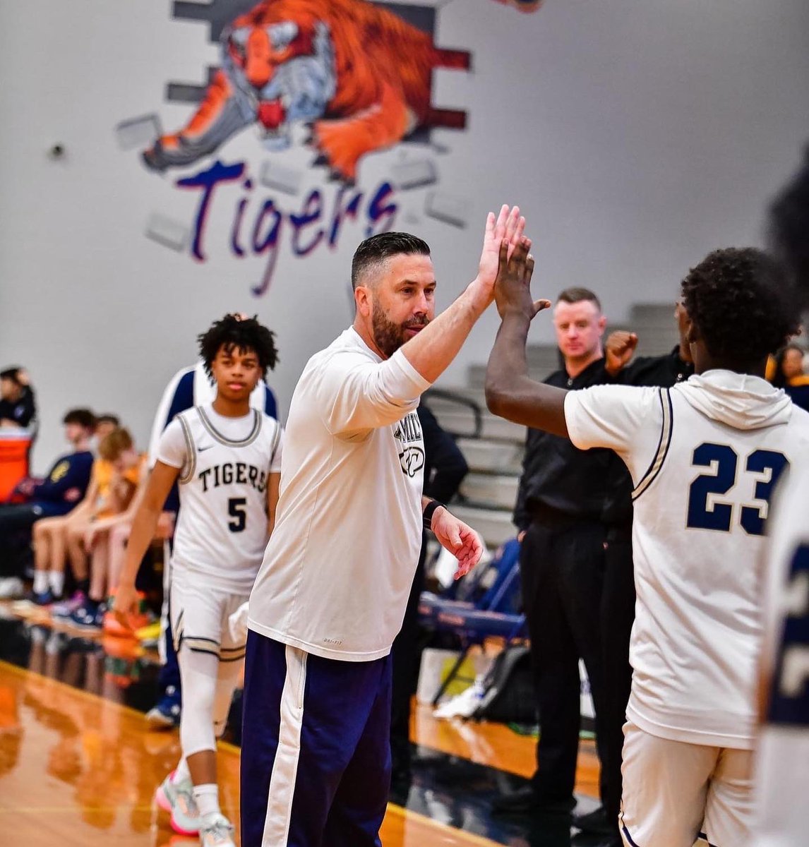 KCBASKETBALL tweet media