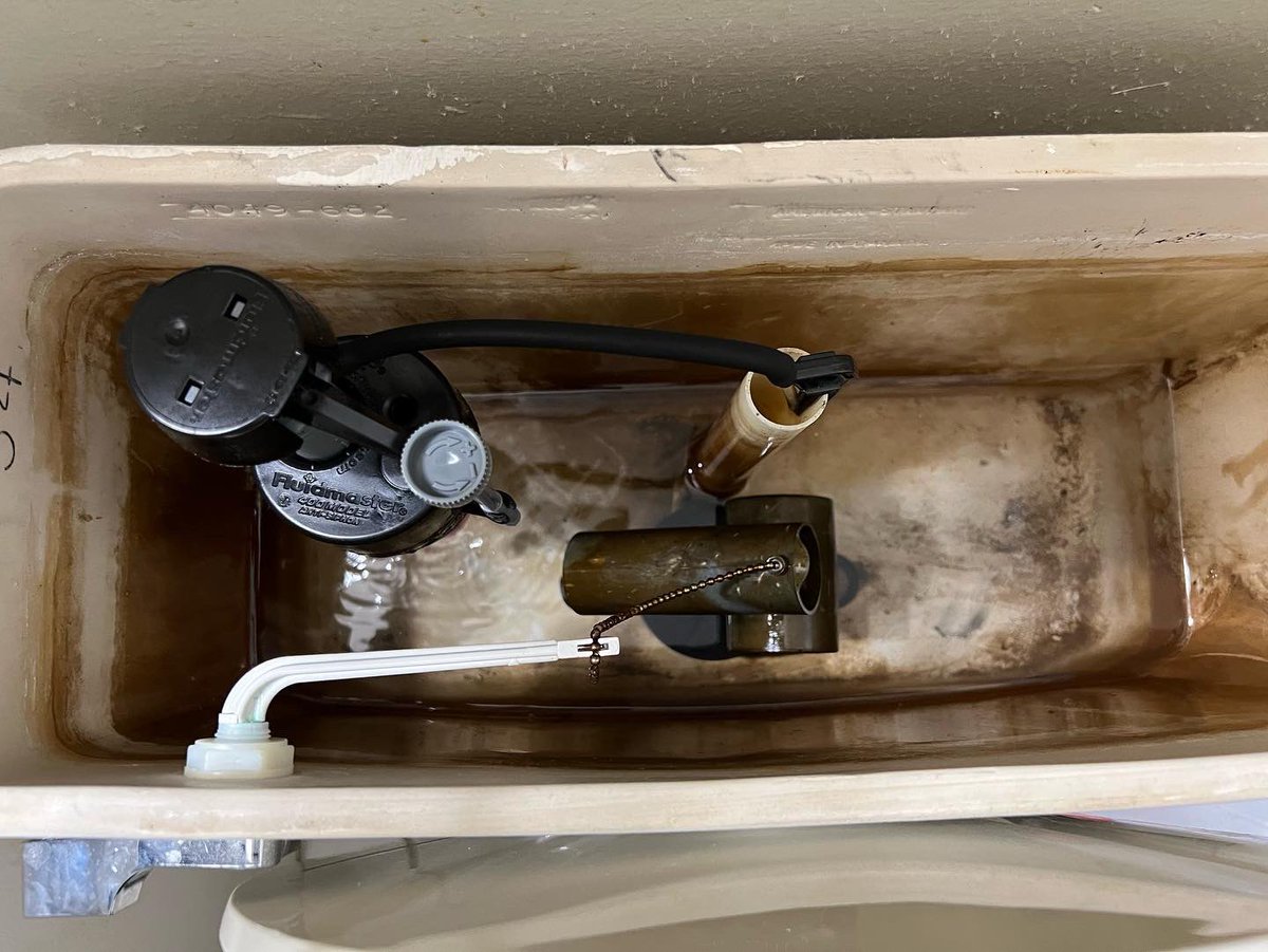 $25 and 30 minutes later (literally did this during my lunch break), I replaced my fill valve in my toilet. Those who know me know I’m NOT handy…at all, so this is a huge accomplishment for me. 💪🏿😎 #FixedMyToilet #Fluidmaster