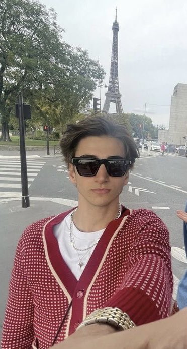 comfortbash's tweet image. 