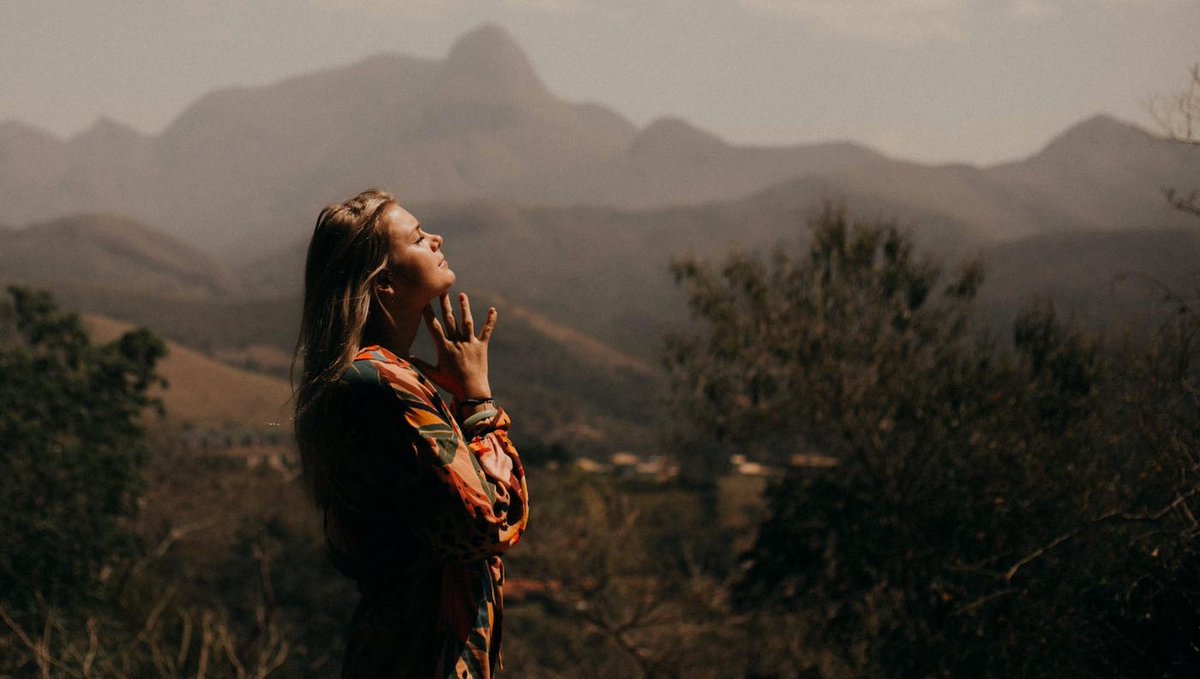 SantoshaYogaMi's tweet image. "Your past is over! Forgive yourself for what you think you did or didn't do, and focus on what you will do starting now." ~ Caroline Myss~
#santoshayoga #startingnow# #doover