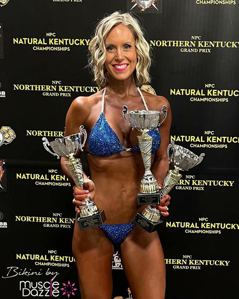 MuscleDazzle's tweet photo. Absolutely love this look! @kristin4amclub bringing home the trophies on show day! π₯π₯π₯ https://t.co/NLdyL2yQVK #muscledazzle #competitionbikini #crystalbikini #bikinicompetitor #bikinicompetition #fitnesscompetitor #peakweek #arnoldclassicau #bikinicompetitionprep #icnqld https://t.co/alLHL5NsXu