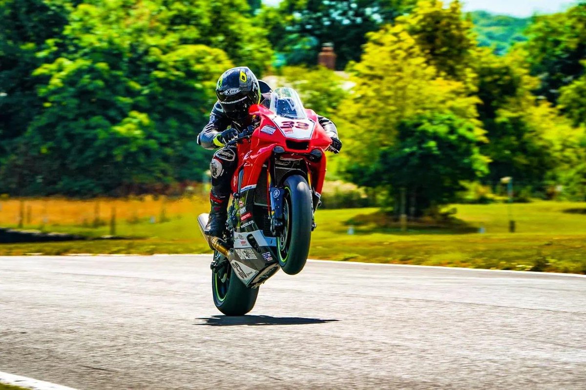 Army Motorcycle Road Race Team tweet media