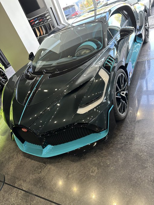 1 pic. 👀 https://t.co/zelBUAwLFc