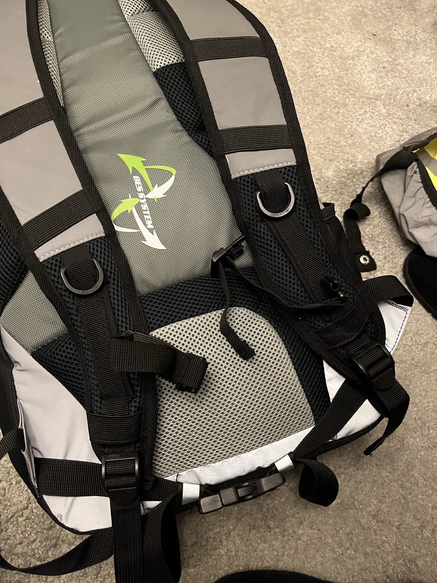 kazzacarroll's tweet photo. @ProvizSports 
Totally disappointed in my latest purchase of a second REFLECT360 rucksack. Used today for the first time and the buckle to secure at front strap broke off! https://t.co/zidQvw6umf
