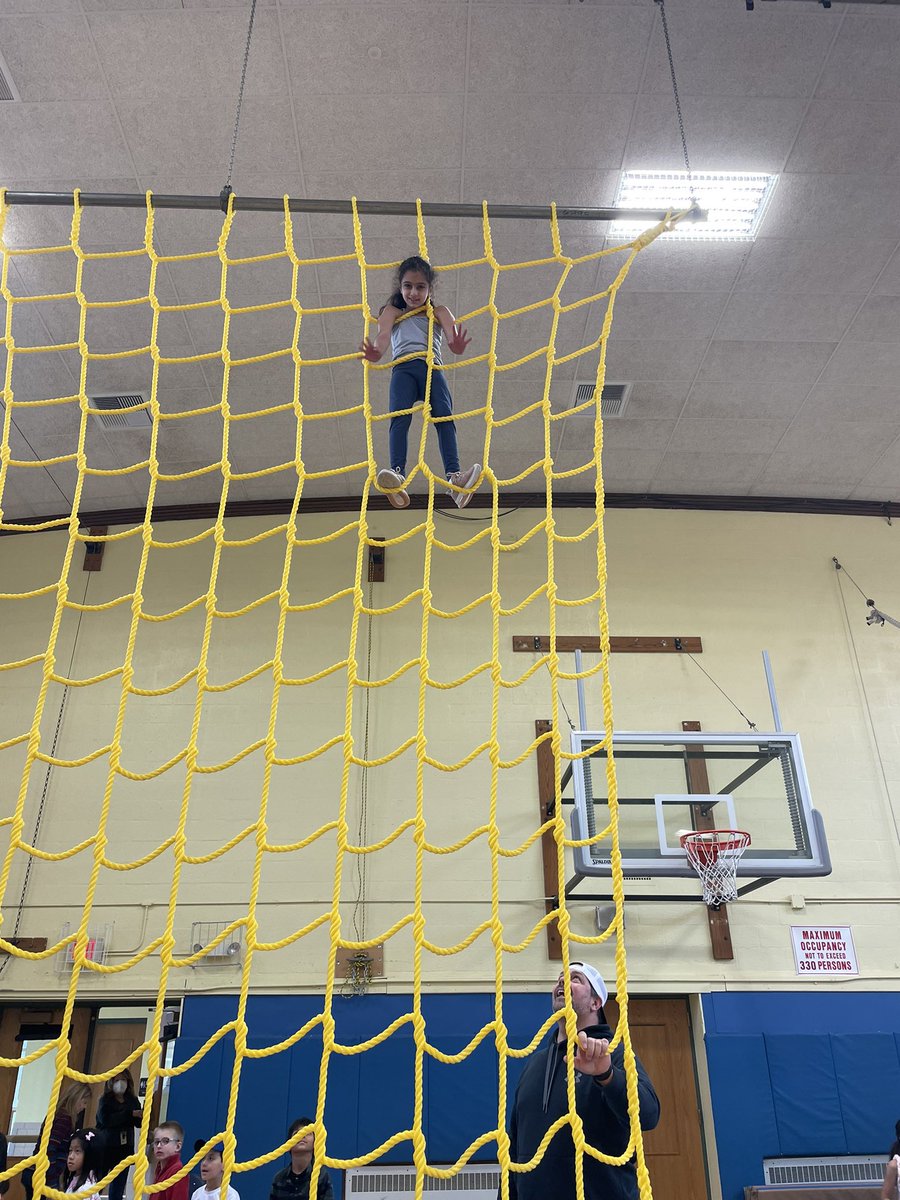 QRS_Smith's tweet photo. The new unit in P.E. Is a hit with our 3rd graders! Wow, they are amazing climbers! #qrspride https://t.co/UXMrGhvvka