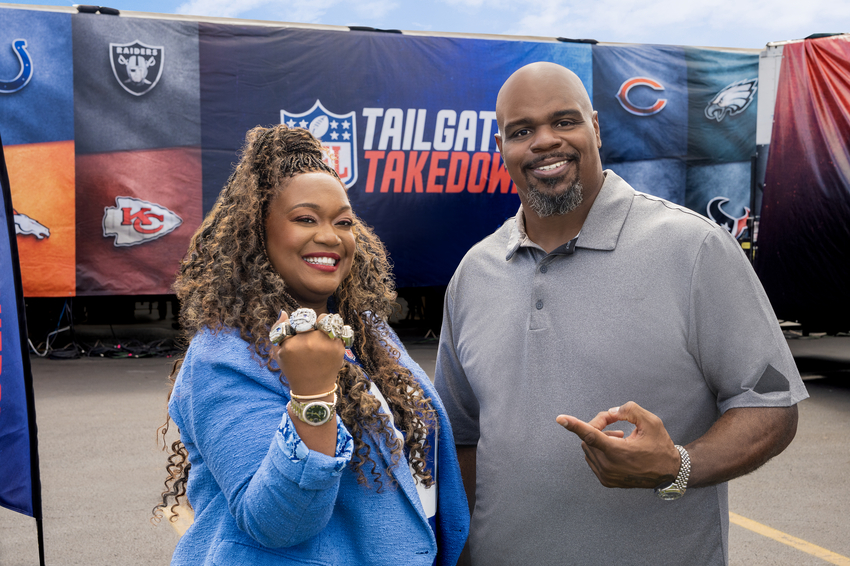 .<a href="/SunnyAnderson/">SunnyAnderson (Taylor's Version😘)</a> &amp; <a href="/wilfork75/">Vince Wilfork</a> host the ultimate game-day competition with a twist — it's in the parking lot! <a href="/NFL/">NFL</a> #TailgateTakedown starts NOW! RT if you're watching with us.