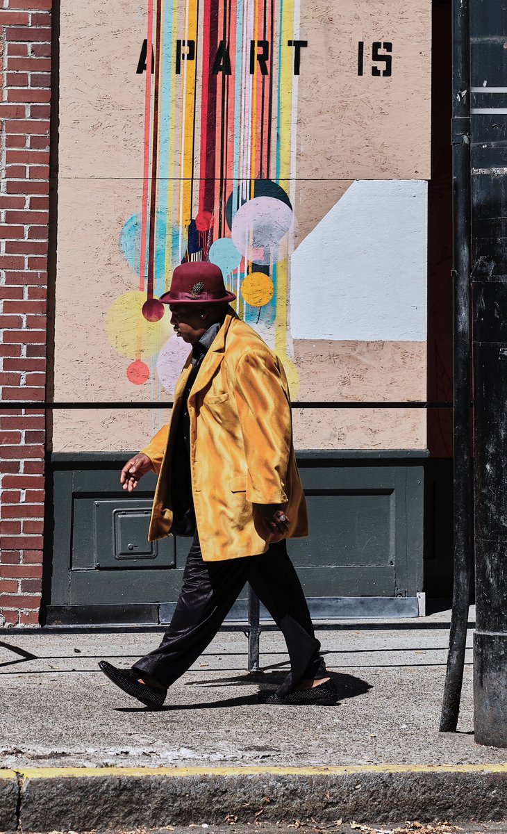 #Seattle #streetphotography #color #Seattlephotographer #people #street #fashion