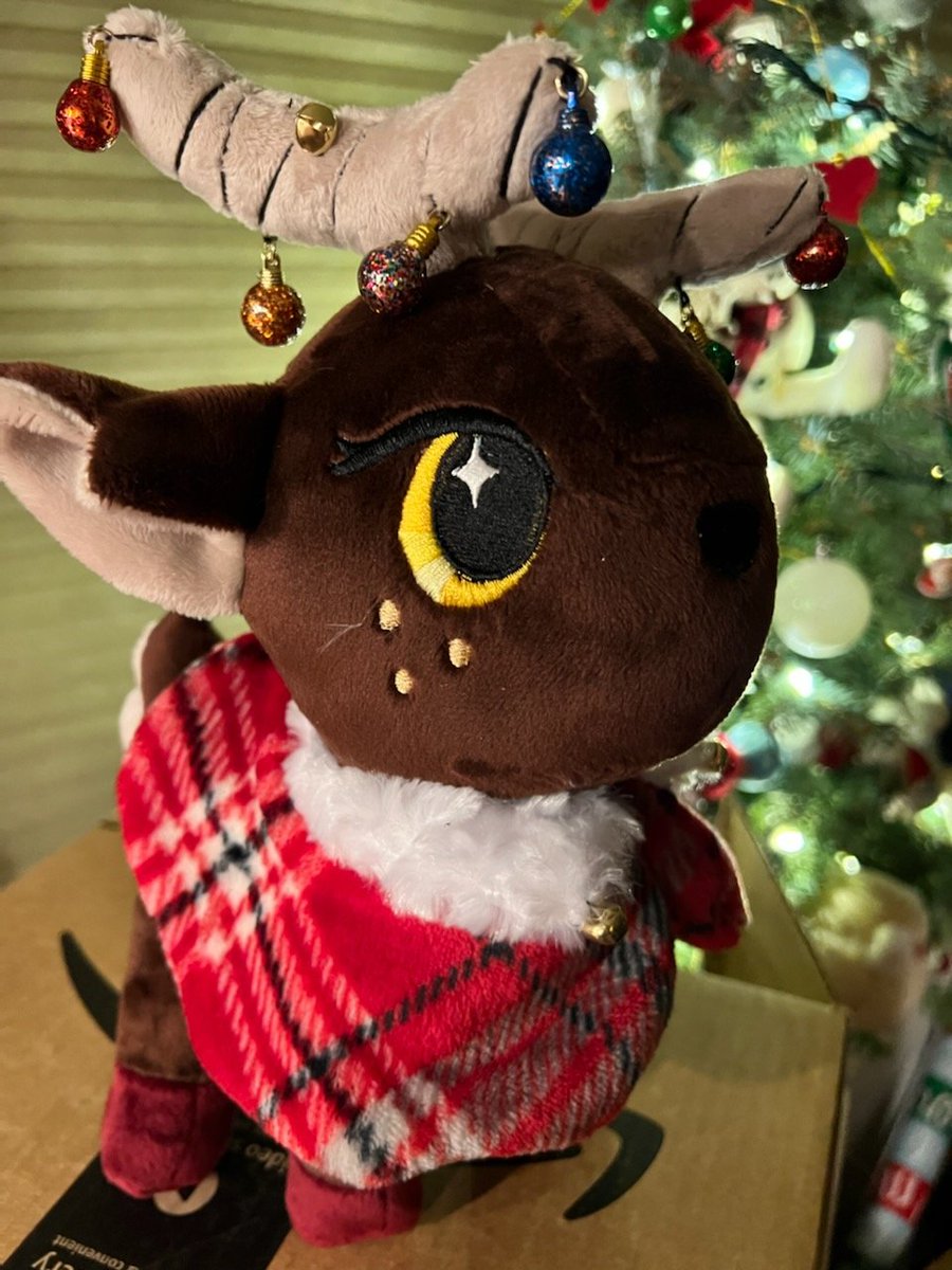 valiantsystem's tweet photo. Holiday rush hit like a truck and unfortunately I'm not out of the woods yet got some big projects on my to do before the next school semester. https://t.co/XDrwYOhliJ