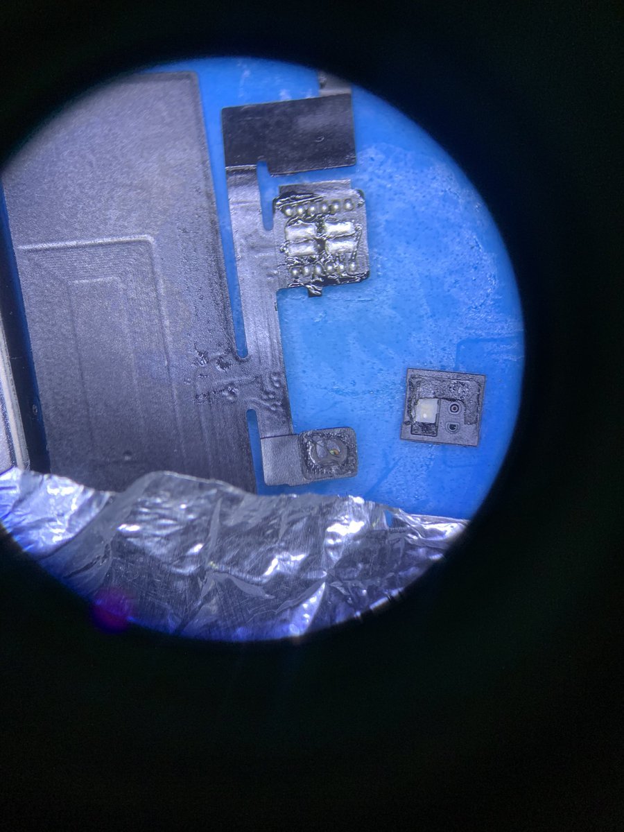 hardcoretechzim's tweet photo. IPhone X Face ID REPAIR @hardcoretechzim  @hardcorerepair #hardcorerepairs #faceid #iphonex https://t.co/YDVer9HXhe