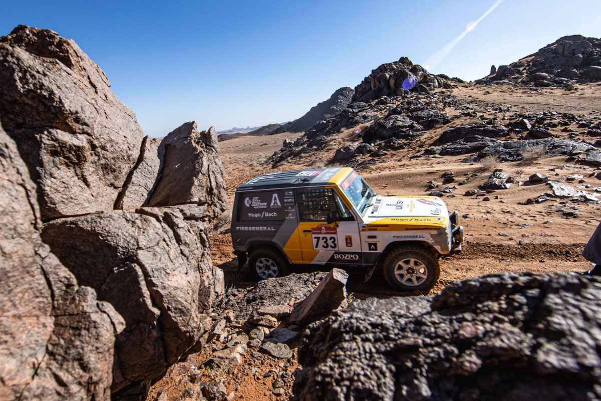 dakar's tweet photo. 📷 Passion for rally 🚗

#DakarClassic #Dakar2023 https://t.co/yF8ZPWFT05