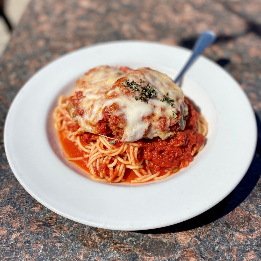 thebestofok's tweet photo. Fresh spaghetti made daily @monisokc!🍝 😋👏 #NationalSpaghettiDay https://t.co/d40Hl1wDJm