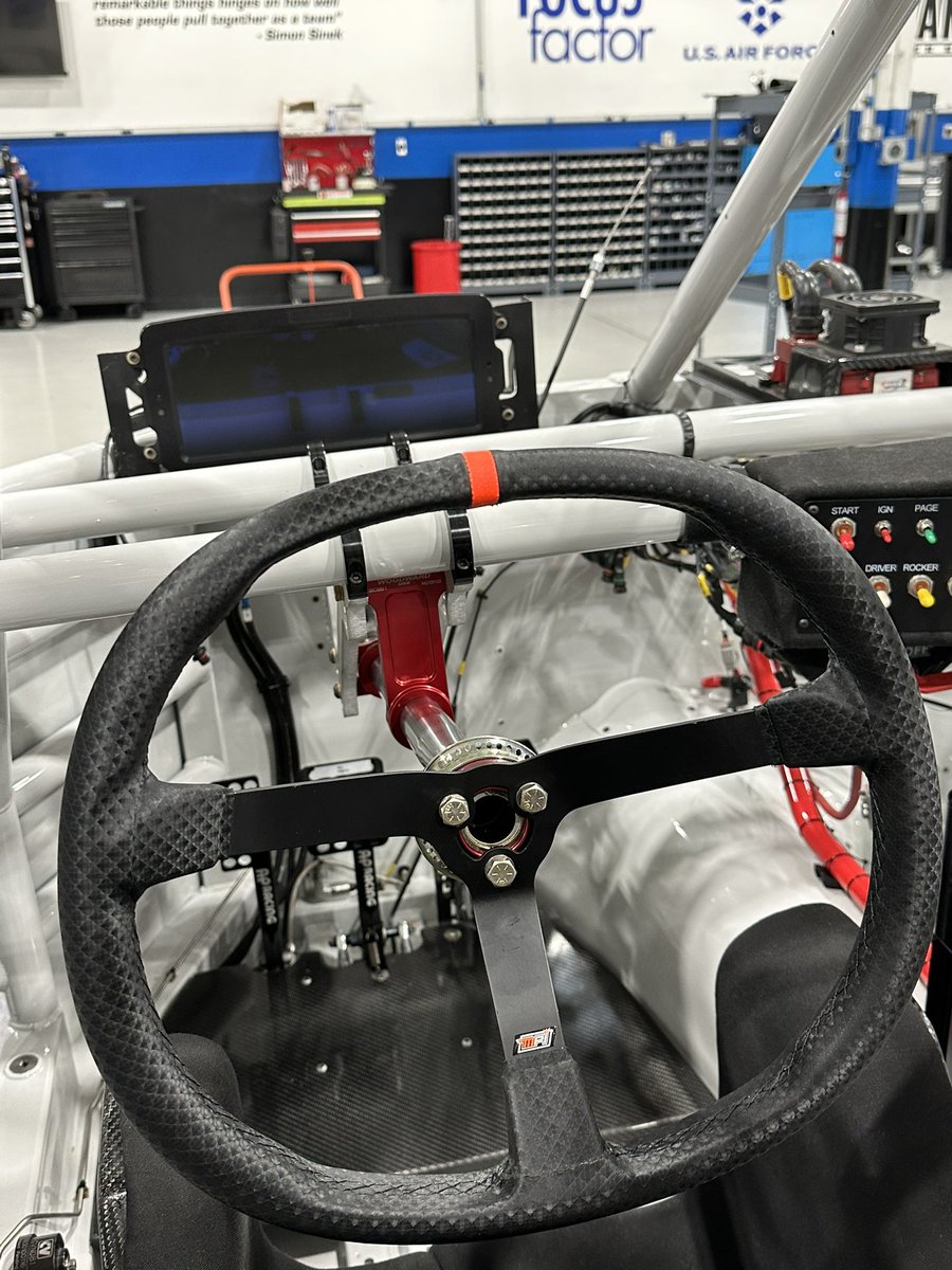 Bozi Tatarevic on Twitter "Stock car steering wheels are fascinating."
