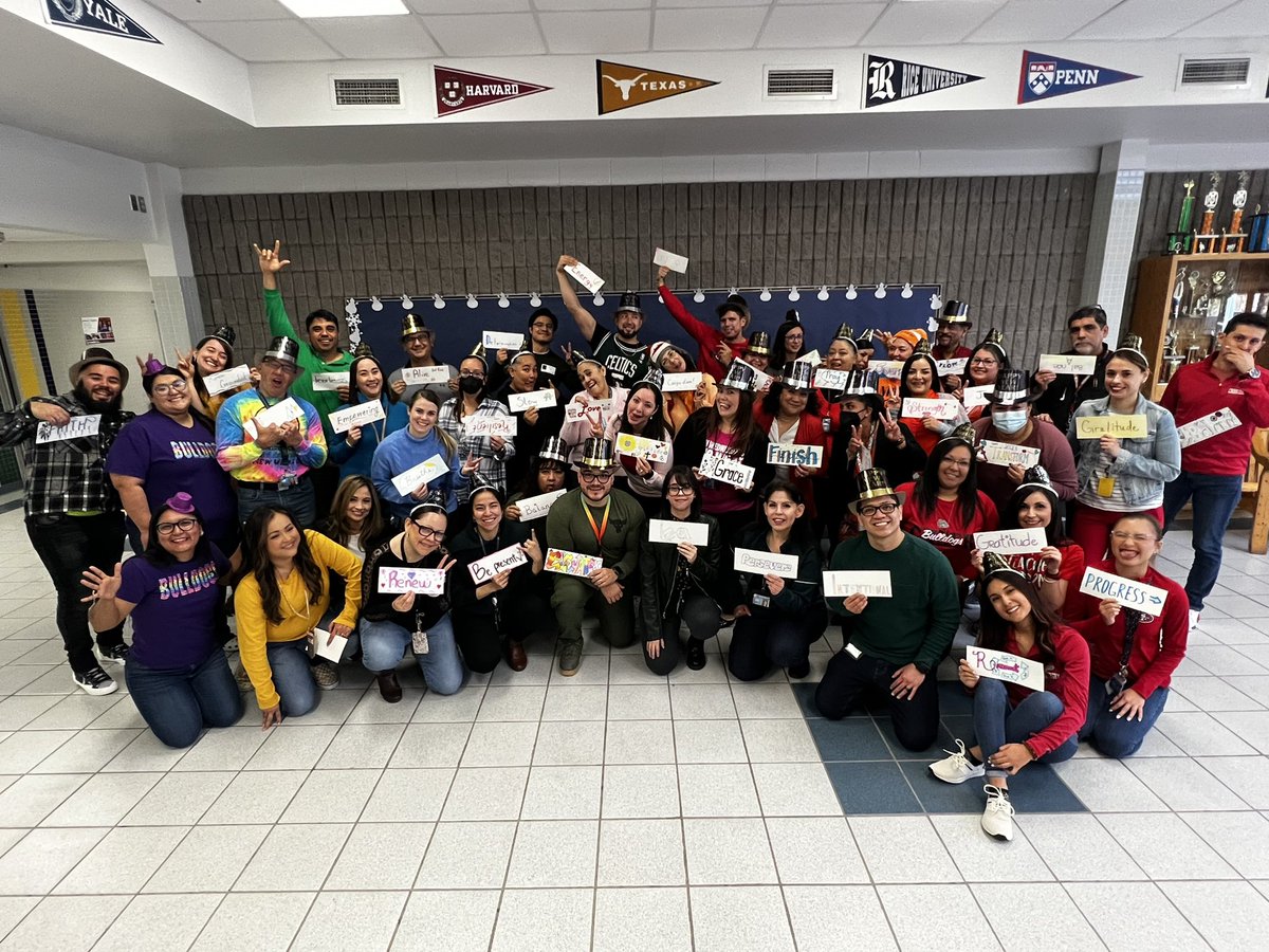 Eastlake_Middle's tweet photo. Our Bulldogs are ready to finish what we started! Committing to a word - What’s your word? Here’s to a year filled w/ hard work, determination &amp; success! Nothing can stop us from greatness now! #TeamSISD #BuildingaLegacyofExcellence #MakeTheirDay ❤️🐾 @LAlvarez_SMS @ElvaChaSMSAP https://t.co/VXBYUznVgp