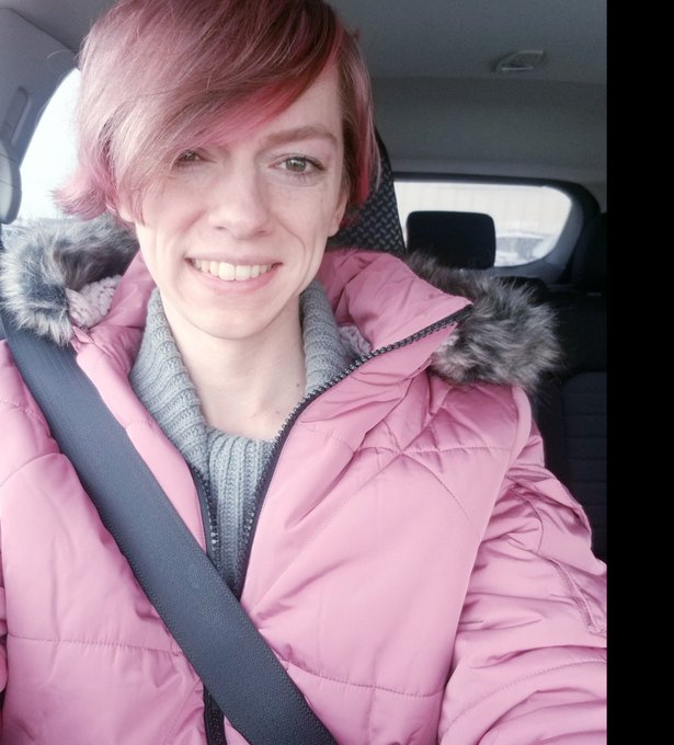 Got my eyebrows done! 💗 On a side note, eyebrow threading fucking hurts! 😂 https://t.co/qptekxtzax<a href="/tag/mvsales"class="tags"><span>#mvsales</span></a><a href="/tag/mvtrans"class="tags"><span>#mvtrans</span></a>