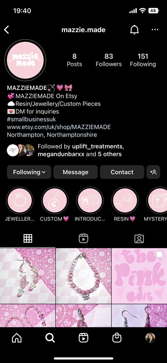 hollieeemaeee's tweet photo. I just wanted to get a word out about my mama’s business. It is a women owned business with me, my sister and mum working on it. We really wanted to do 2023 right when it came to the business. We’ve worked so hard on MAZZIEMADE and the support means so much💗 #smallbusinessuk https://t.co/JIweRZ5O3o