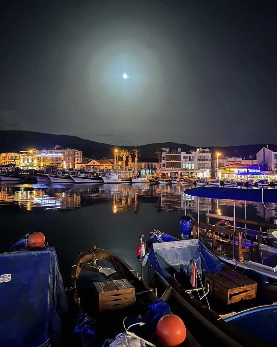 İzmir'in cennet köşesi Eski Foça..