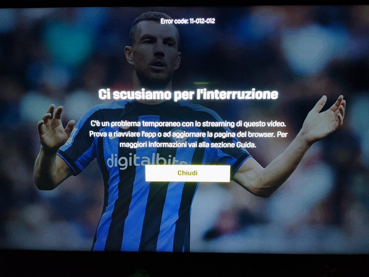 SamueleBimbi's tweet photo. Aspetti la partita dell'anno per noi appassionati di calcio,paghi l'abbonamento profumatamente ed ecco lo schifo,uno dei tanti,del calcio italiano. Vergognatevi #DaznOut @SerieA @Inter @sscnapoli https://t.co/AEBdootFt3
