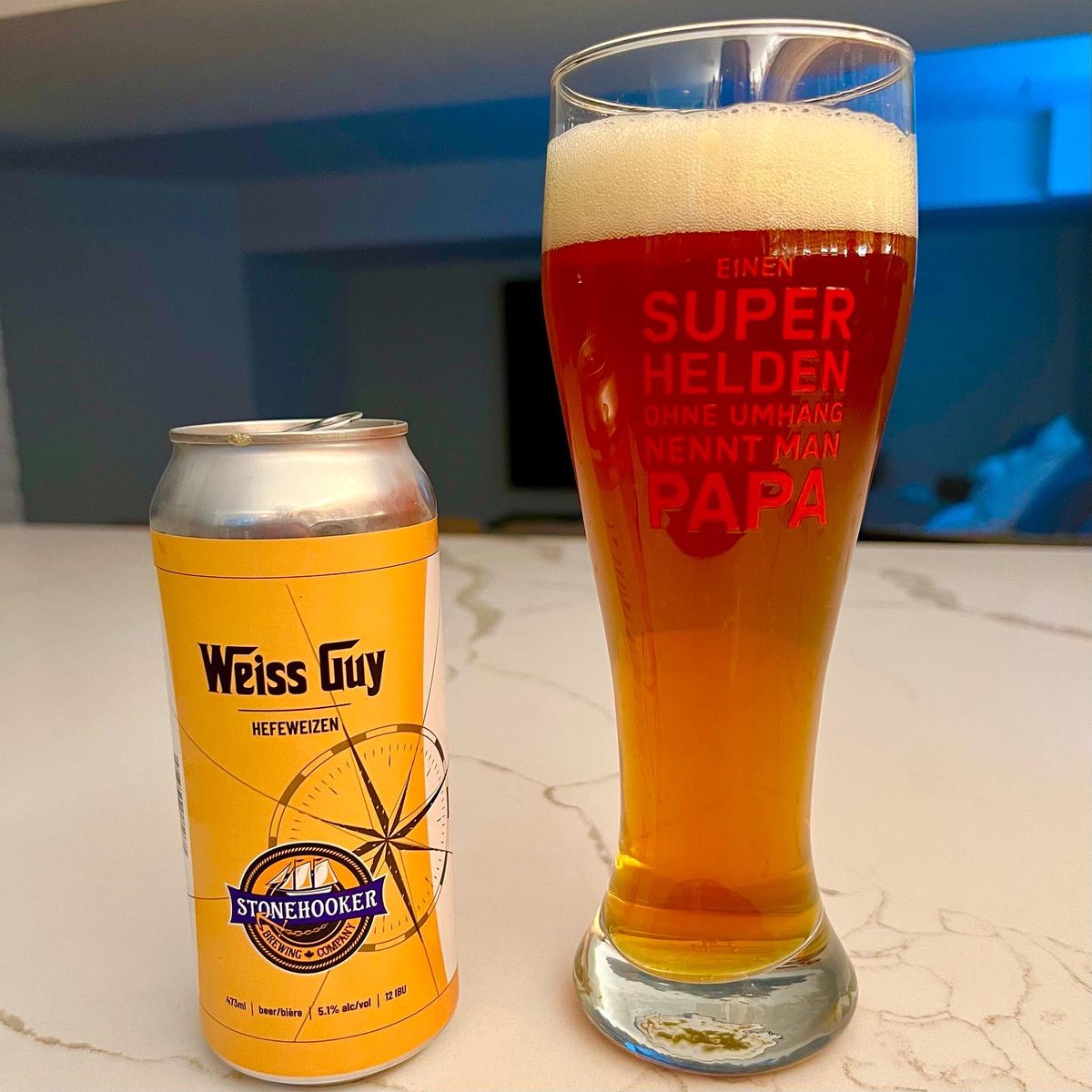 SuedkurveTO's tweet photo. If there’s one thing we know, it’s #hefeweizen. And the #WeissGuy from @StonehookerBeer is one of the best in the 🌍 Come out on Sunday for our #WinterpauseSocial and try it for yourself 🍻

#SKTonTour #Weissbier #Stonehooker #MiaSanMia #FCBayern https://t.co/H8KMYvrFHz