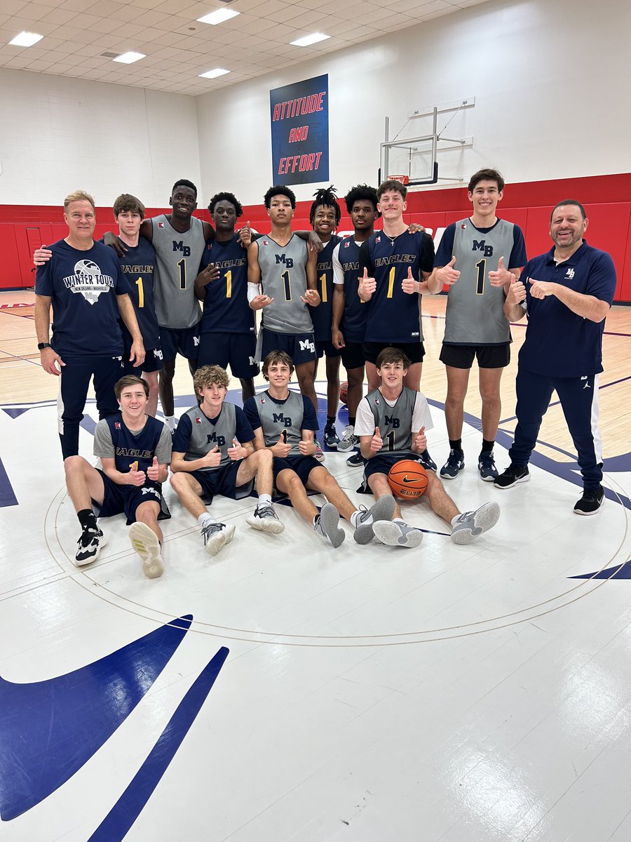 CalBoydMtBethel's tweet image. On our way to New Orleans we stopped by @USAJagsCoachRR South Alabama for a practice. Excited for the opportunity to be playing in the SugarBowl National Tournament. @KyleSandy355 @SandysSpiel @BracketSage #AlwaysChasing