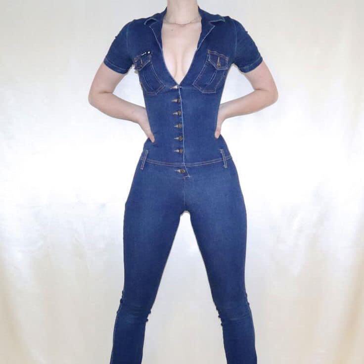 layxsnv's tweet photo. I AINT FORGOT I REMEMBER YALL USED TO WEAR THIS 😂🤣😭 https://t.co/ci4RHH5bun
