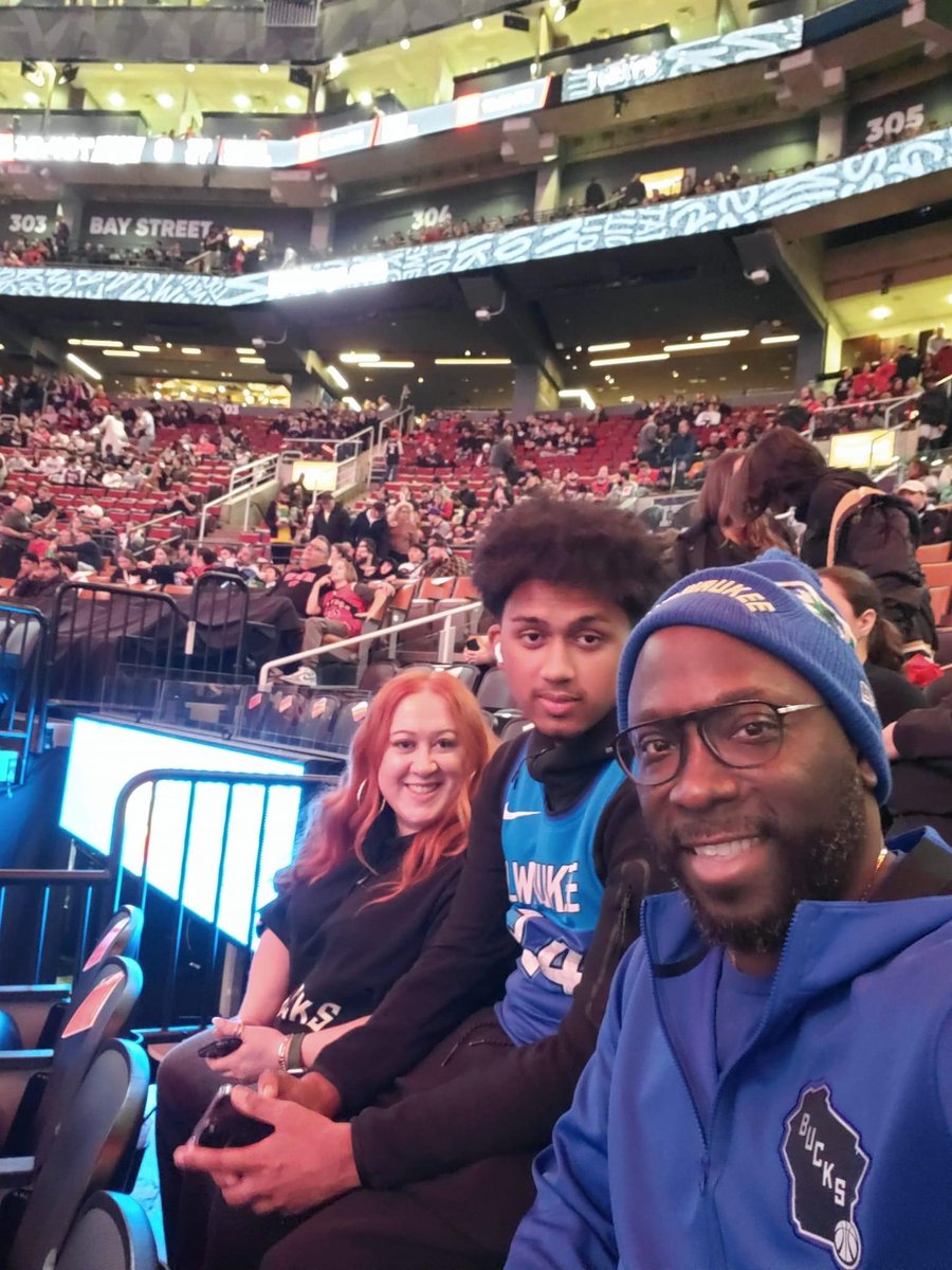 B3ckyJ's tweet image. Arena number 8 
Happy 17th Birthday, Maceo! 
#GoBucksGo