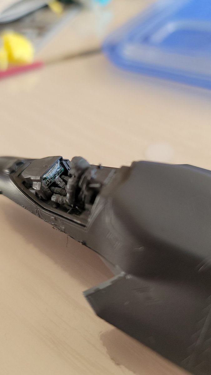 098_asuka's tweet image. F35B プラモデル制作過程
コックピットとパイロットｗ小さいのでパイロットの塗り分けやめましたｗ
#F35BLightningII 
#プラモデル好きと繋がりたい