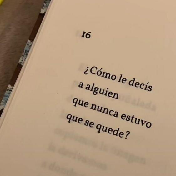 📖 tweet media