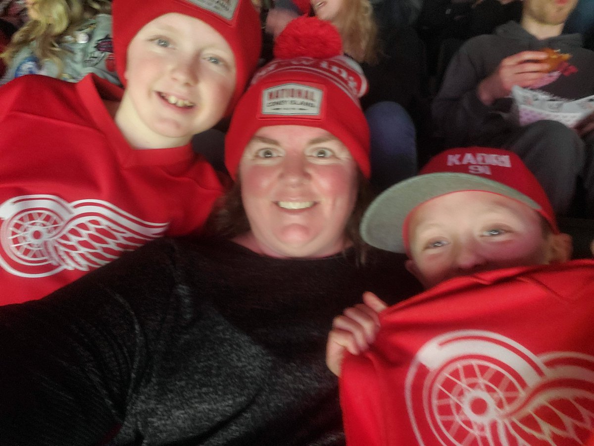 #LGRW Our first Red Wings Game!!!