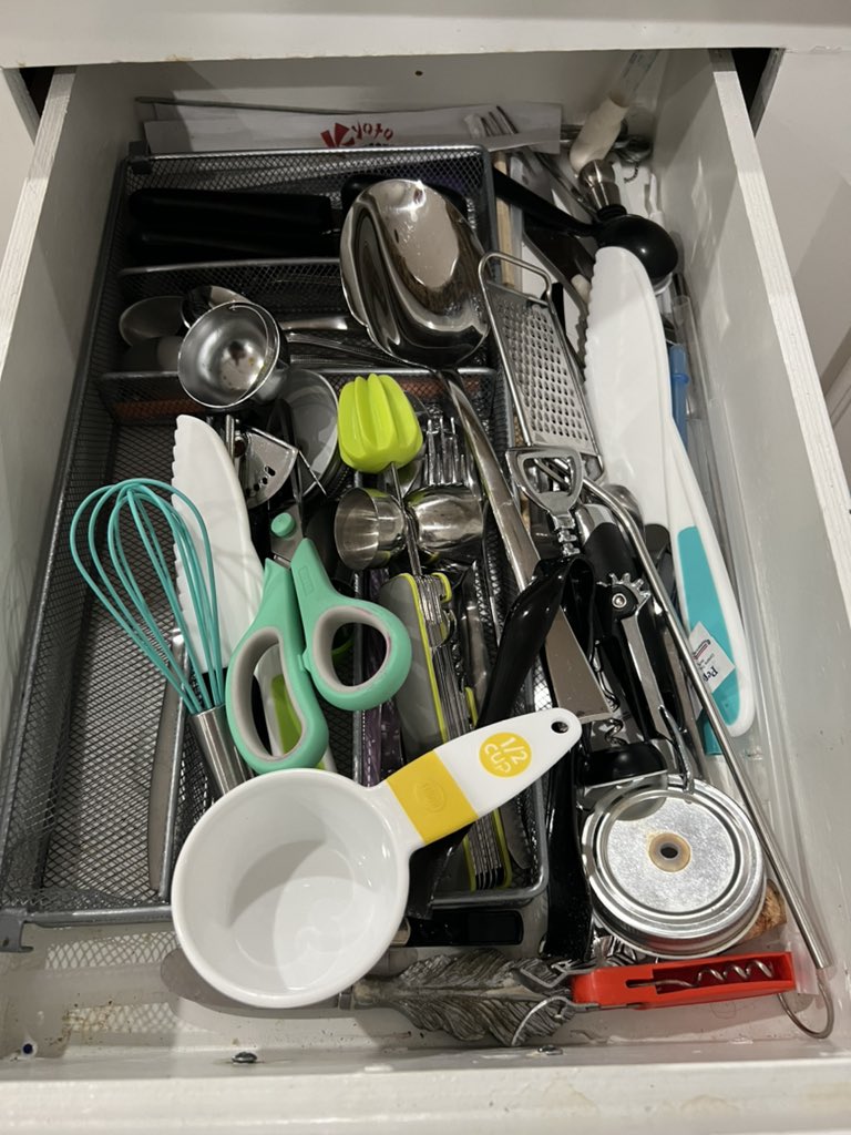 JustinHill's tweet photo. When you tell the kids to unload the dishwasher but don’t teach them how to do it. 🙃
#JustThrowStrikes 🤟 https://t.co/K5H4wKfnOG