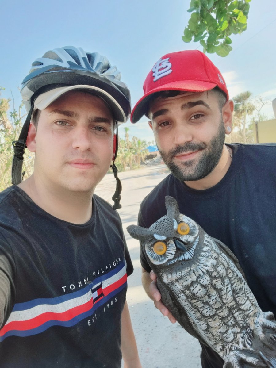 FelixLlerenaCUB's tweet photo. @ElRuso4k @SanMemero Hoy se fue del aire @VoightR_II.
Mañana le hacemos la visita a @JorgeDBL y @yaneliblog.
Ahora falta llegar a @roger199201 @CR04704N. Después empezamos con los Atalayas C-40 y los iluminatis.
#Bajanda https://t.co/Im5bBFm1J0