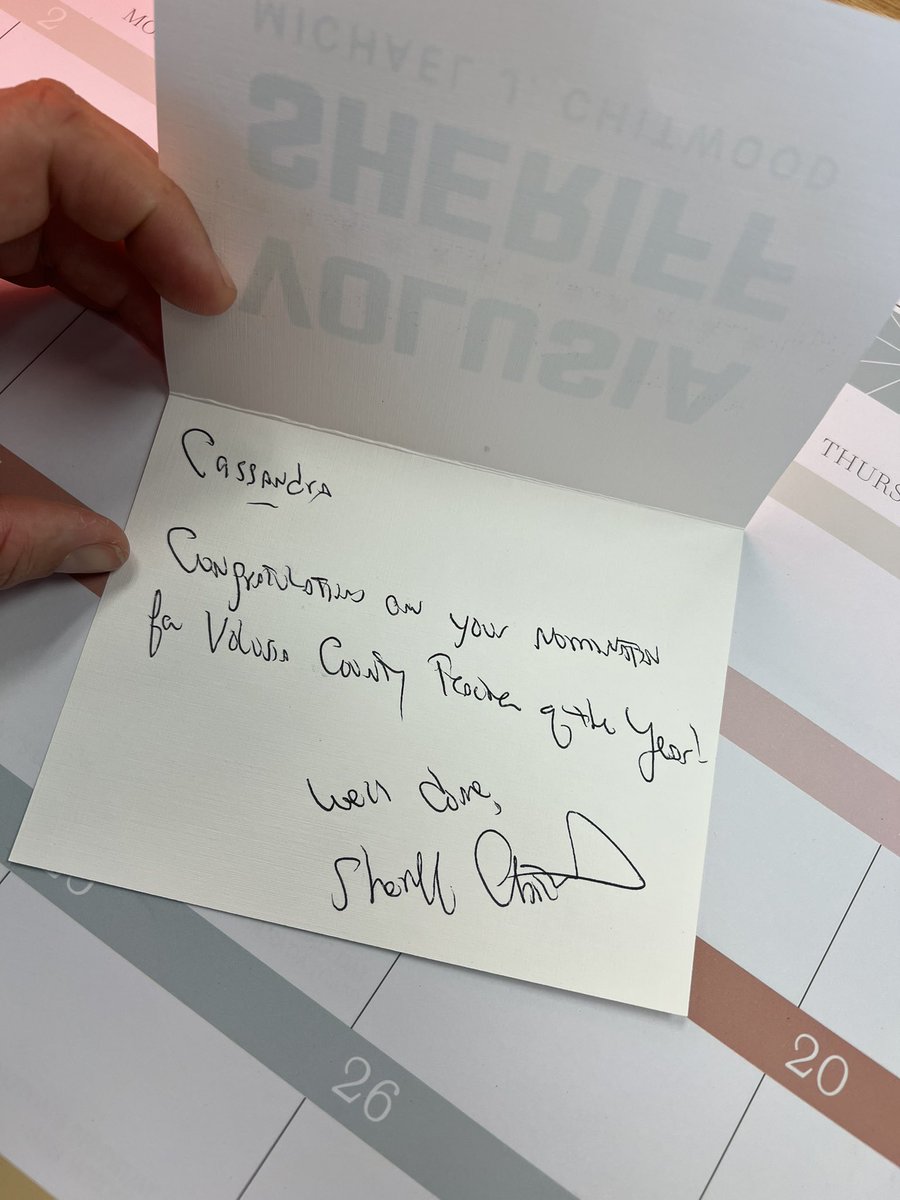 Cass_Stewart's tweet image. What a thoughtful gesture! 🙏🏽@VolusiaSheriff @SheriffChitwood leading by example- community relationships are important! Thankful for you! #relationships #CardinalCommunity #VCSproud @volusiaschools @FUTURES_Inc @RJLMedia @rjlCardinals