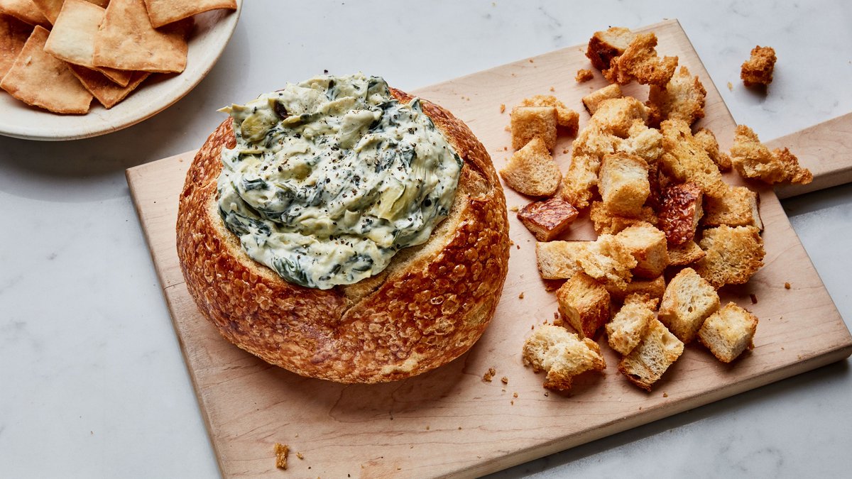 bonappetit's tweet photo. 41 spinach recipes that’ll convince you to eat your greens (and like ’em!). https://t.co/1Pze7I1Phr https://t.co/oHUR12N2vt