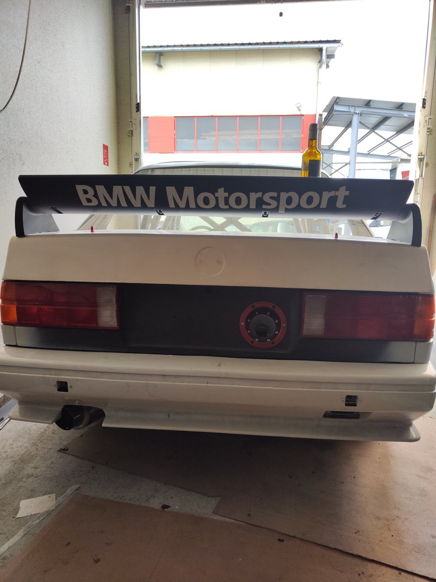 Murrayoliver8's tweet photo. When you go to your friends sheds for a drink 🍷
#Replica 
#m3
#grostravail
#bigjob https://t.co/IF1I3s7Jah